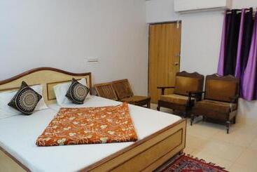 هتل Swarajya Palace