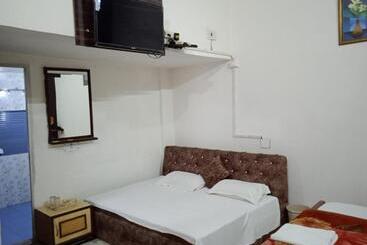 هتل Swarajya Palace
