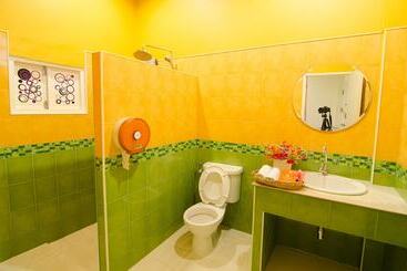 هتل Waranya Resort