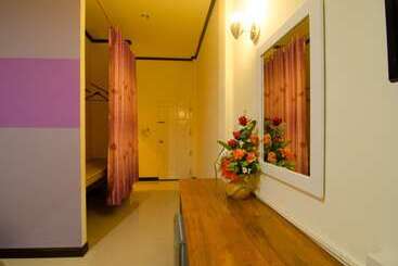 هتل Waranya Resort