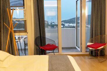 هتل 25 Degree Sea Boutique Homestay