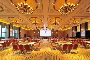هتل Grand Mercure Huizhou Huiyang