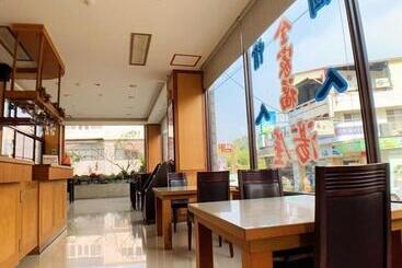 هتل Li Quan Hot Spring Resort