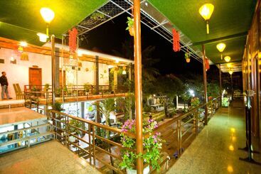هتل Phong Nha Tuan Garden House
