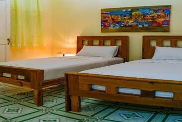 آپارتمان Hostal Osmel