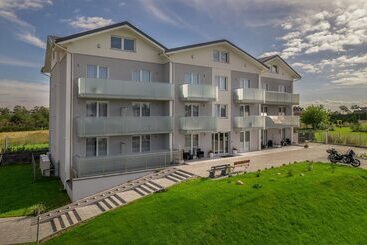 تختخواب و صبحانه Belmar Park Resort & Spa
