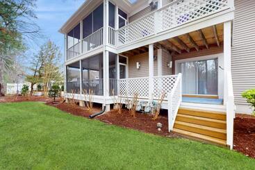 هتل Sea Colony  2604 Round Robin