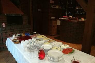 هاستل Zajazd I Restauracja Myśliwskie Zacisze
