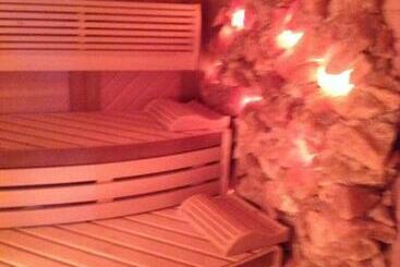 تختخواب و صبحانه Feniks Agro&spa Adults Only