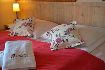 تختخواب و صبحانه Jedla Miejsce Gościnne