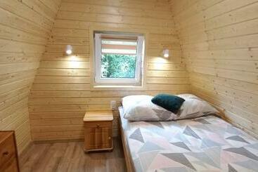 هتل Bieszczadzkie Domki Z Widokiem 793 903 243