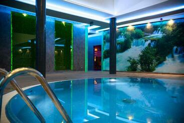 هتل Oskar Business & Spa