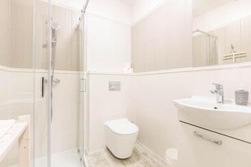 پانسیون Apartementy   Weranda   Z Ogrodem W Centrum