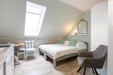 پانسیون Apartementy   Weranda   Z Ogrodem W Centrum