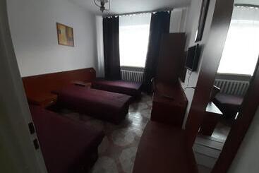 پانسیون Ośrodek Wypoczynkowy Mazowsze W Karpacz