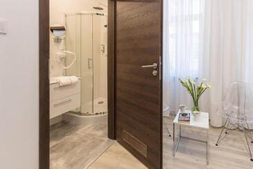 پانسیون Villa Rosa   200m Od Morza