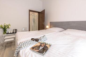 پانسیون Villa Rosa   200m Od Morza