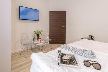 پانسیون Villa Rosa   200m Od Morza
