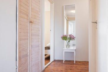 Riviera Residence Apartments