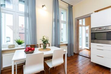 Riviera Residence Apartments