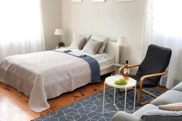 هاستل Bankowa 8 Guest Rooms