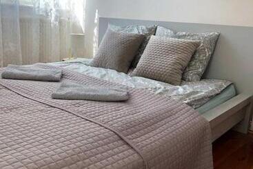 هاستل Bankowa 8 Guest Rooms
