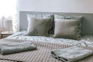 هاستل Bankowa 8 Guest Rooms