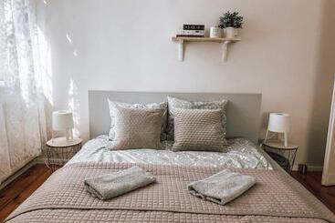 هاستل Bankowa 8 Guest Rooms