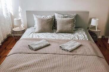 هاستل Bankowa 8 Guest Rooms