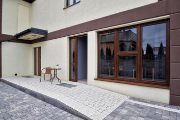 住宿加早餐  Aparthotel Globus   Bezkontaktowa Obsługa
