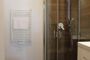 تختخواب و صبحانه Askana   Basen, Sauny, Jacuzzi