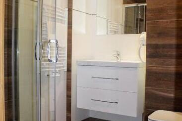 تختخواب و صبحانه Askana   Basen, Sauny, Jacuzzi