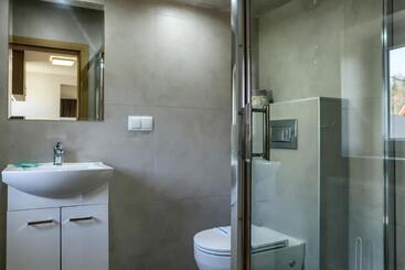 تختخواب و صبحانه Dw Pod Jaworami   Relaks W Spa   Jacuzzi, Sauna Na Wyłączność