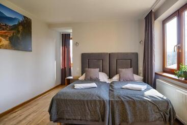 تختخواب و صبحانه Dw Pod Jaworami   Relaks W Spa   Jacuzzi, Sauna Na Wyłączność