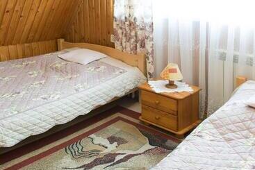 تختخواب و صبحانه Willa Irys