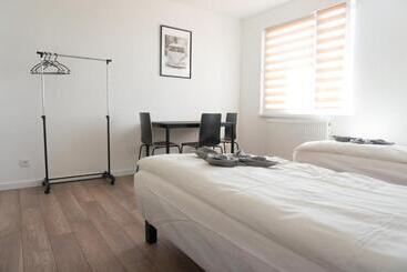 Hostel 66
