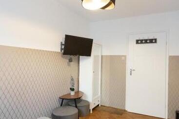 پانسیون Clicktheflat żurawia Street Apart Rooms