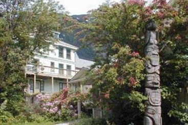 Alaska's Capital Inn Bed And Breakfast