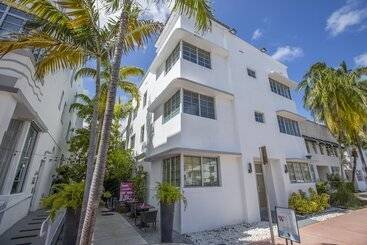 هاستل Posh South Beach