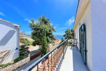 Apartments Ruzmarin