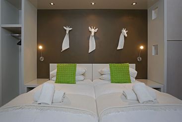 تختخواب و صبحانه Brigadoon Guesthouse