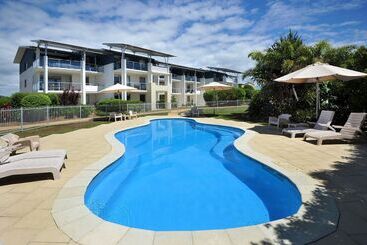 Bed and Breakfast Pacific Marina Apartments