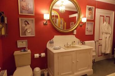 تختخواب و صبحانه Rectory Manor