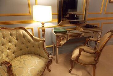 تختخواب و صبحانه Rectory Manor