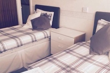 تختخواب و صبحانه Waverley Guest House