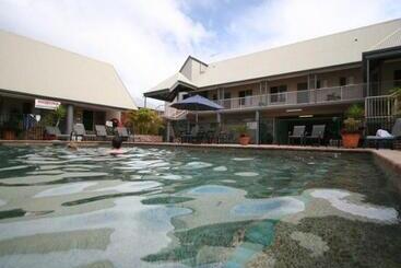 Byron Central Apartments