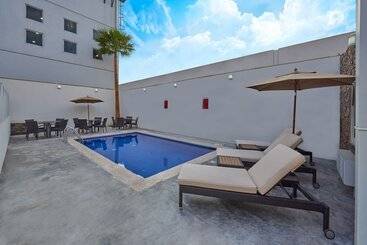 Extended Suites Monterrey Aeropuerto