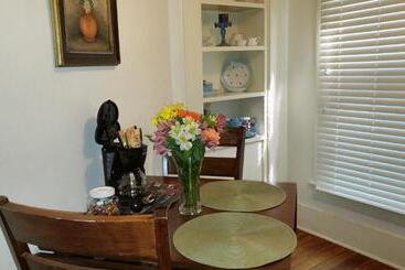 Hidden Springs Bed And Breakfast