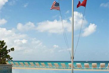 هتل Caribbean Club