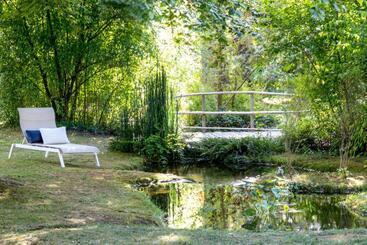هتل Le Jardin Des Plumes